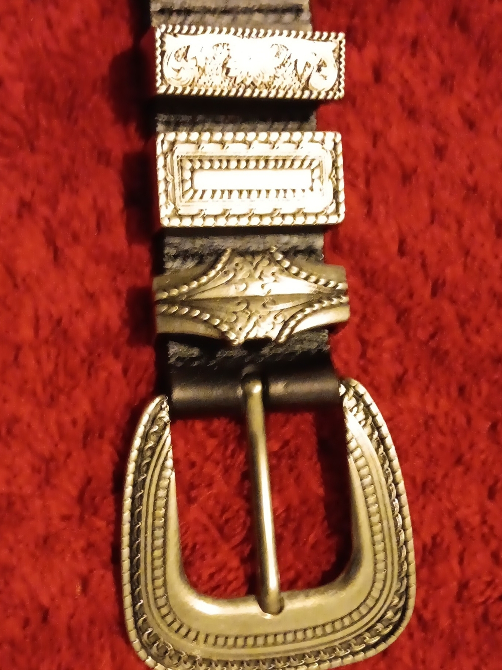 Decorative Western-Style Black Leather Belt with Engraved Silver Buckle